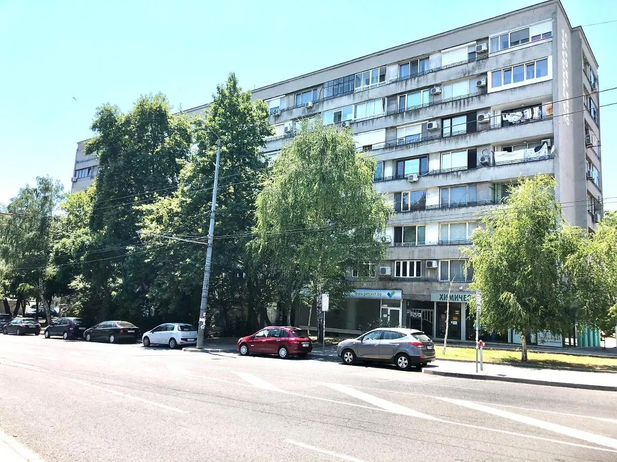Avelov Art Apartment Burgas