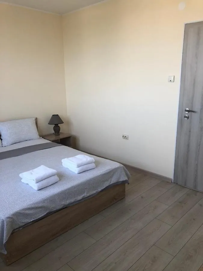 Avelov Art Apartment Burgas